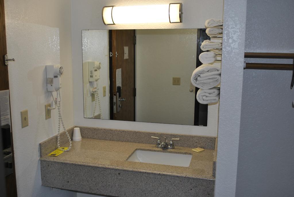 Waconia Inn And Suites 客房 照片